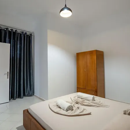 Hotel Hoteleks & 3*
