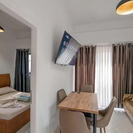 Otel Hoteleks & Saranda