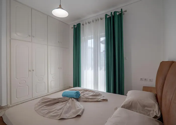 酒店 Hoteleks & 3*